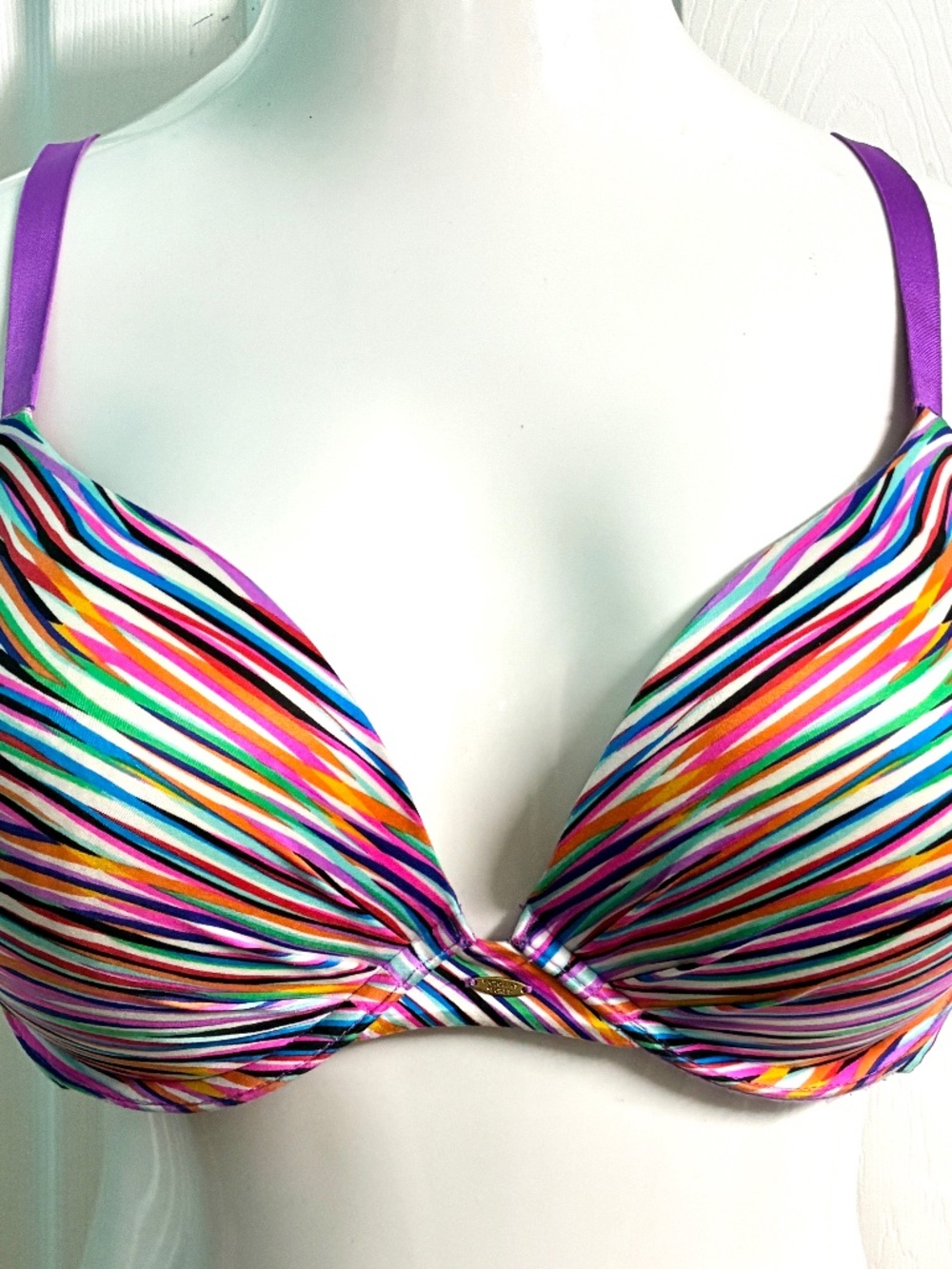 VICTORIA'S SECRET Plunge Multi-Color Stripes Padded Pushup Molded Cup Bra 38DD